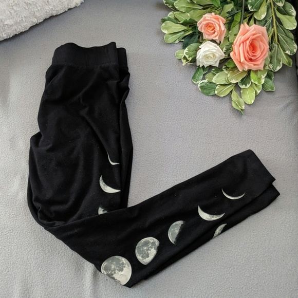 torrid Pants - Torrid moon leggings